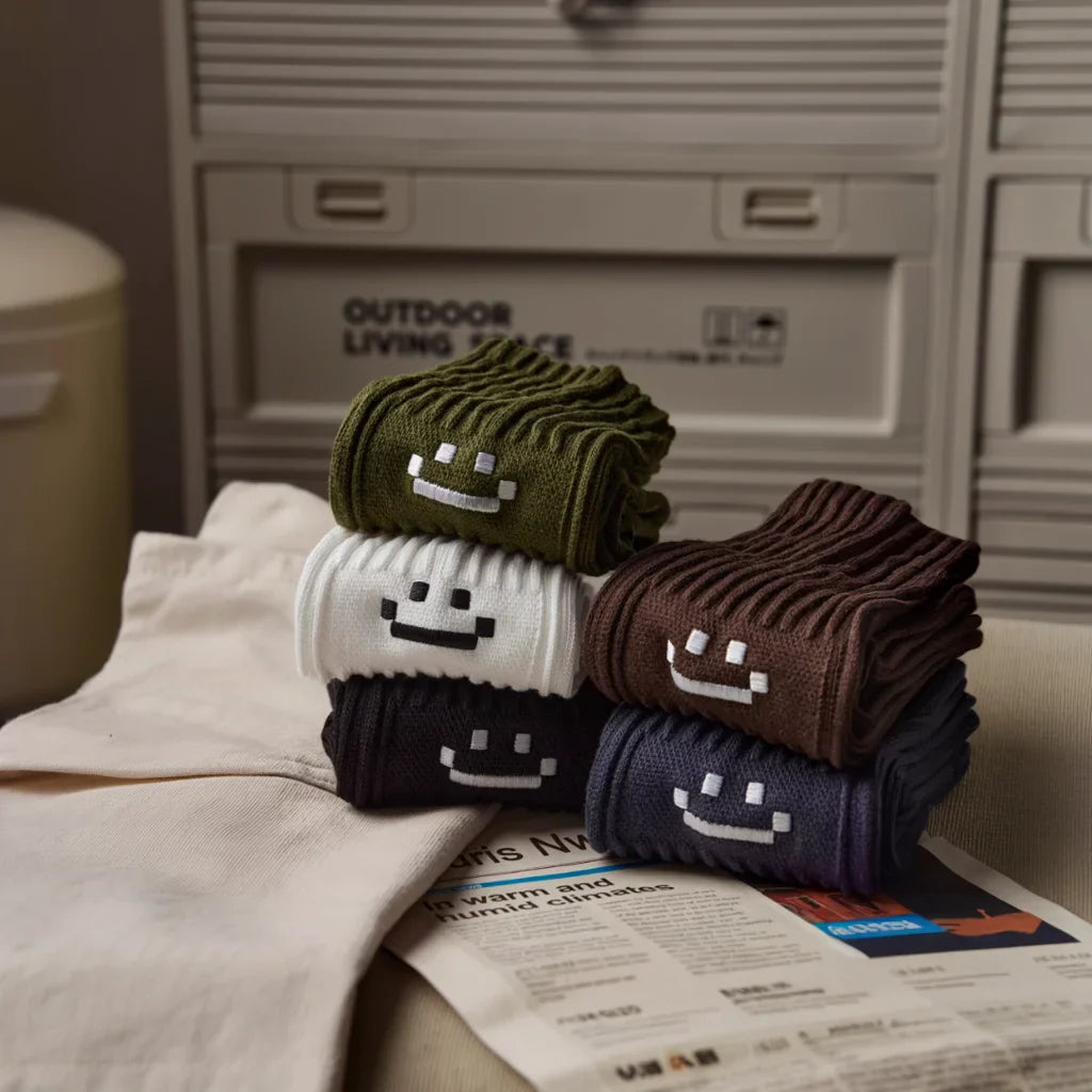 Smirk Club 4-Pack Crew Socks