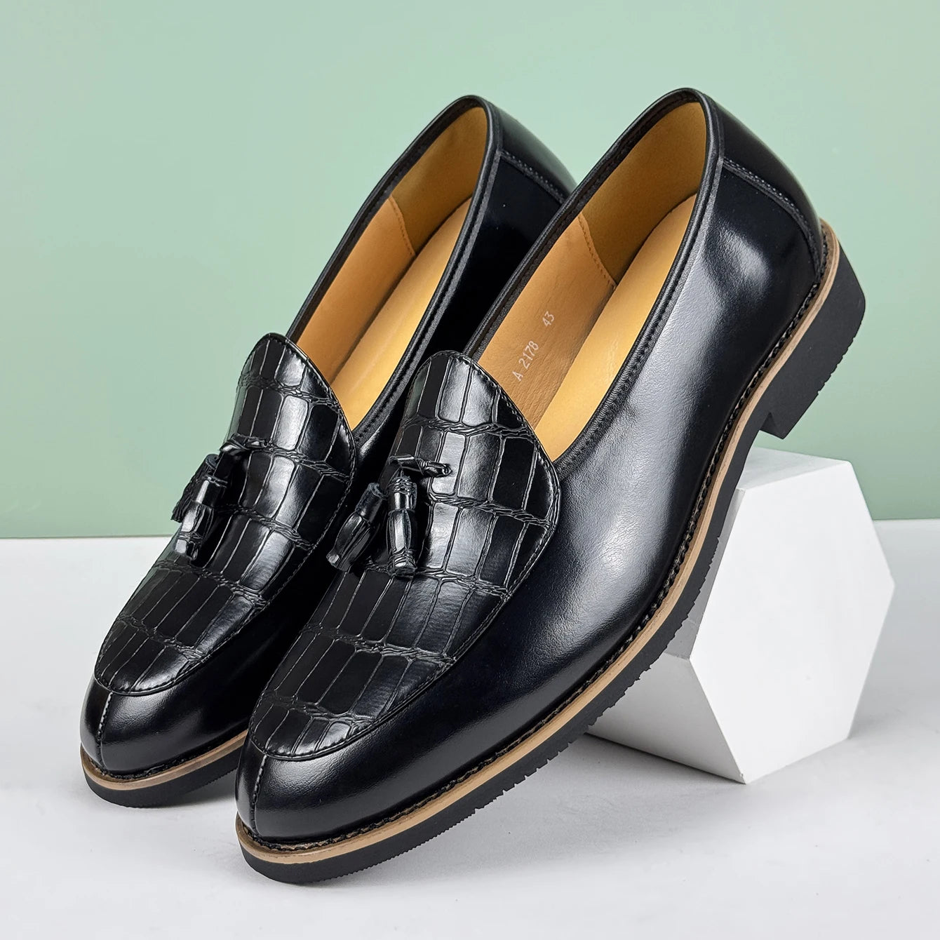 Modena Leather Loafer