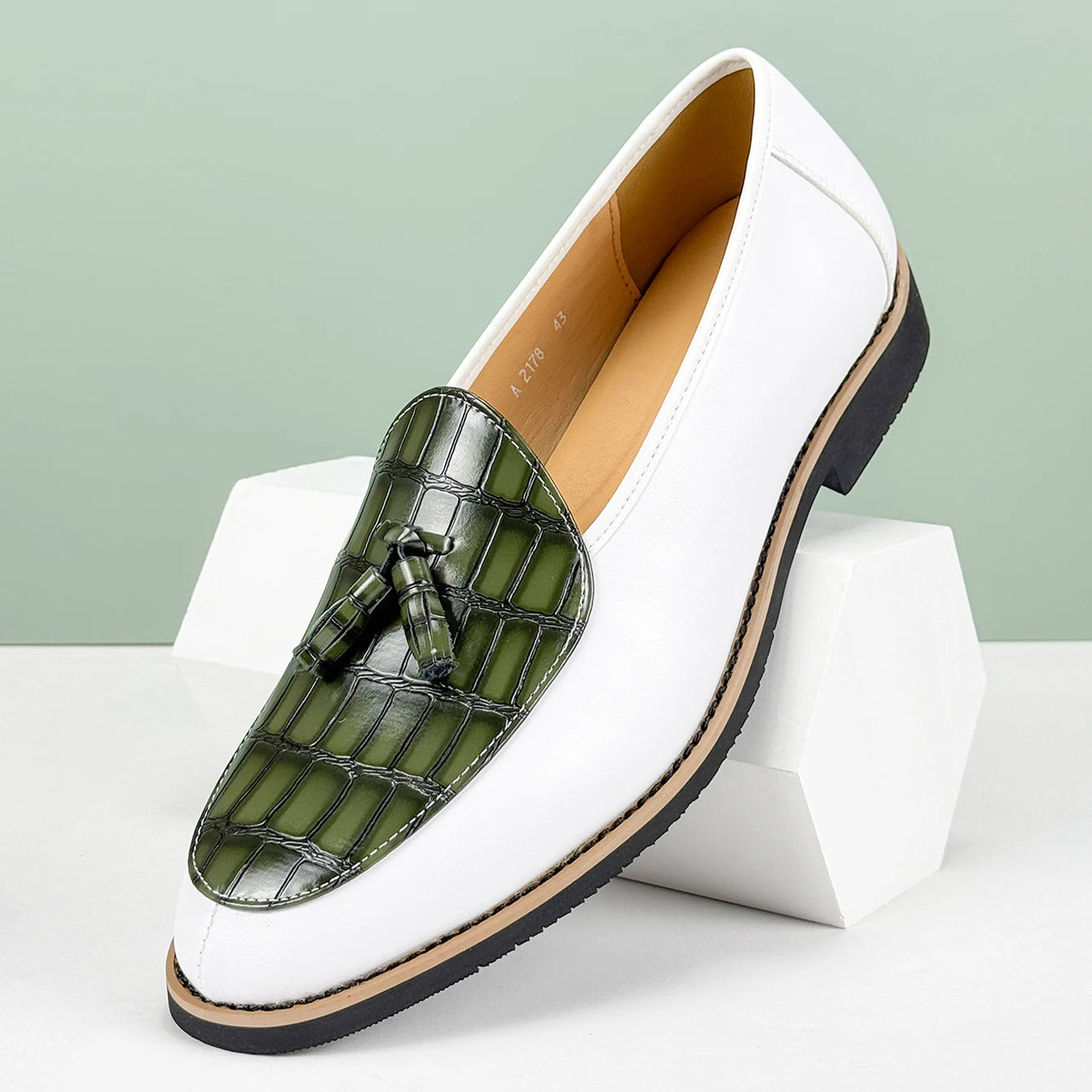 Modena Leather Loafer