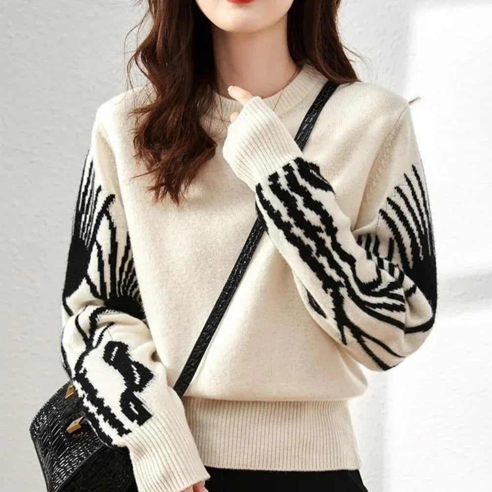 Arde Graphic Sweater